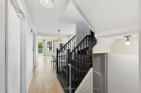 35 Rose Abbey Drive Kingston ON K7K 6W1
