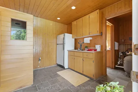 177 Parnell Road St. Catharines ON L2M 1W2