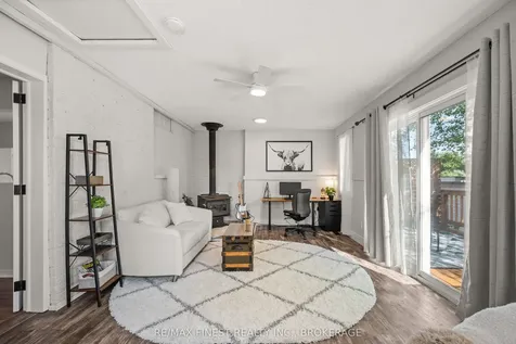1066 Pinewood Place Kingston ON K7P 1L1
