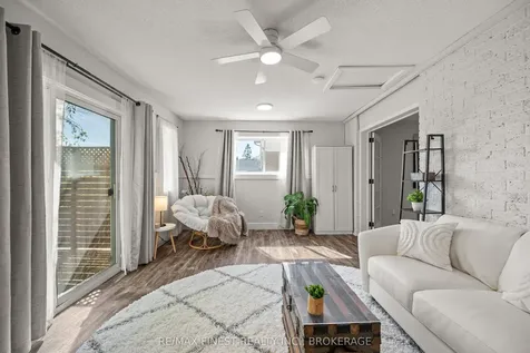 1066 Pinewood Place Kingston ON K7P 1L1