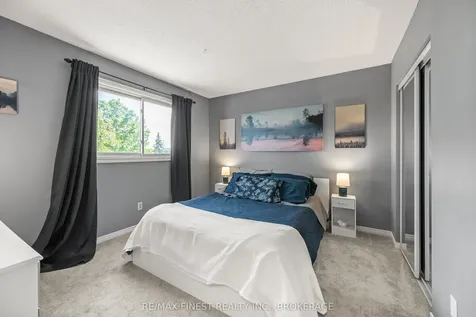 1066 Pinewood Place Kingston ON K7P 1L1