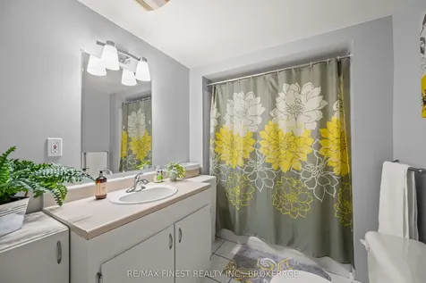 1066 Pinewood Place Kingston ON K7P 1L1