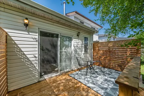 1066 Pinewood Place Kingston ON K7P 1L1