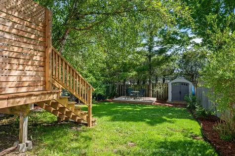1066 Pinewood Place Kingston ON K7P 1L1