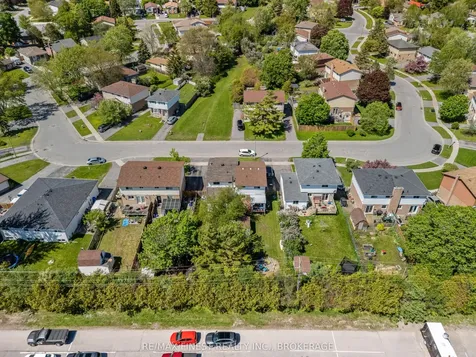 1066 Pinewood Place Kingston ON K7P 1L1