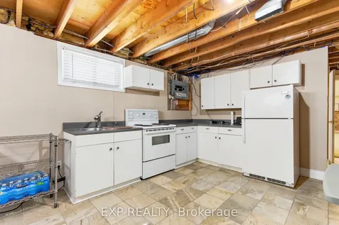 11 Martha Court Welland ON L3C 4N3