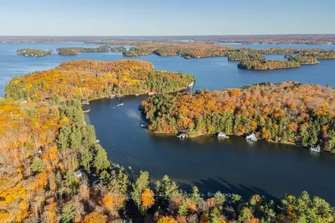1028 Oak Street Muskoka Lakes ON P0B 1J0