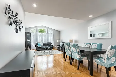 8 Cherry Ridge Boulevard Pelham ON L0S 1C0