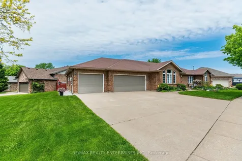 8 Cherry Ridge Boulevard Pelham ON L0S 1C0