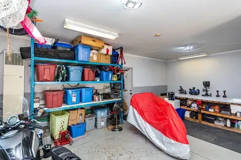 8 Cherry Ridge Boulevard Pelham ON L0S 1C0