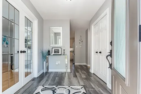 8 Cherry Ridge Boulevard Pelham ON L0S 1C0