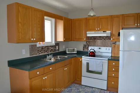 31 Meadow Lane Greater Napanee ON K7R 3R8
