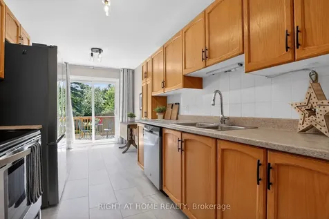 88 Furlong Crescent Kanata ON K2M 2H9