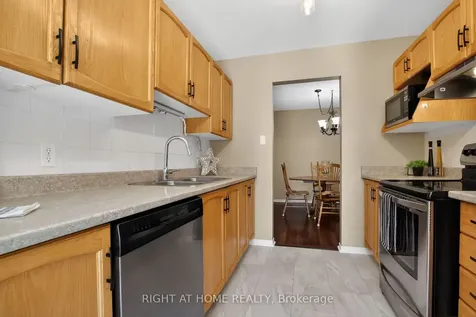 88 Furlong Crescent Kanata ON K2M 2H9