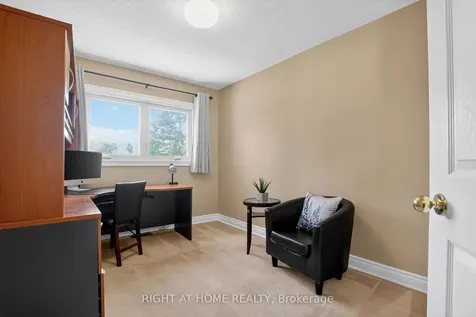 88 Furlong Crescent Kanata ON K2M 2H9