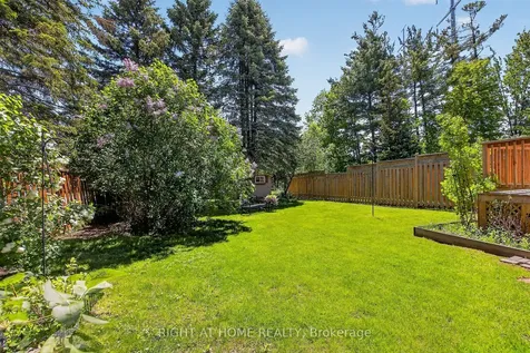 88 Furlong Crescent Kanata ON K2M 2H9