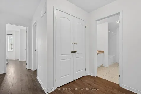 7785 Hackberry Trail Niagara Falls ON L2H 3R5