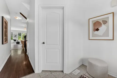 7785 Hackberry Trail Niagara Falls ON L2H 3R5