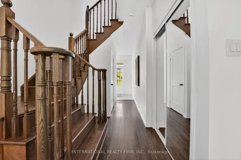 7785 Hackberry Trail Niagara Falls ON L2H 3R5