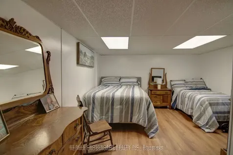 8 Green Arbour Way Kawartha Lakes ON K9V 0E6