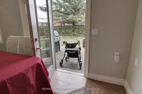 8 Green Arbour Way Kawartha Lakes ON K9V 0E6
