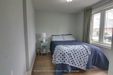 8 Green Arbour Way Kawartha Lakes ON K9V 0E6
