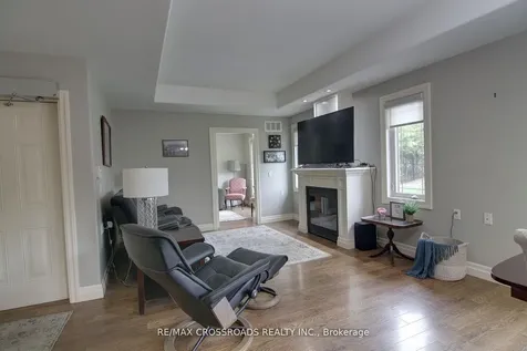 8 Green Arbour Way Kawartha Lakes ON K9V 0E6