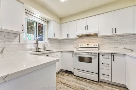 164 White Pine Crescent Waterloo ON N2V 1C1