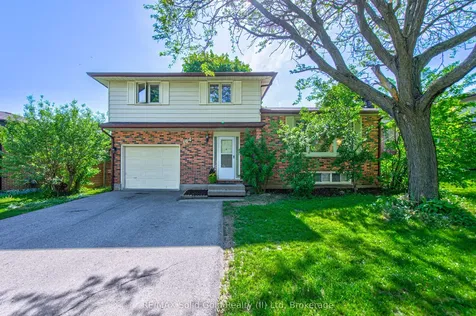 164 White Pine Crescent Waterloo ON N2V 1C1