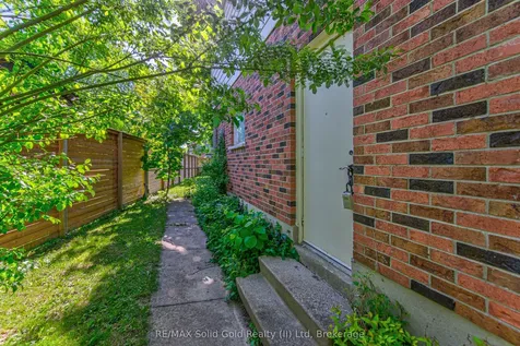 164 White Pine Crescent Waterloo ON N2V 1C1