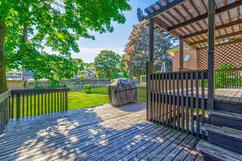 164 White Pine Crescent Waterloo ON N2V 1C1