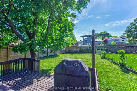 164 White Pine Crescent Waterloo ON N2V 1C1
