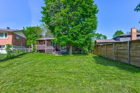 164 White Pine Crescent Waterloo ON N2V 1C1