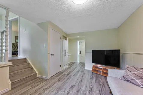 164 White Pine Crescent Waterloo ON N2V 1C1
