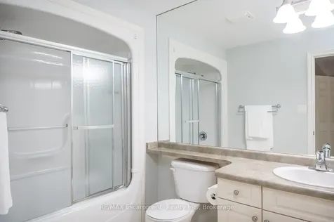 6293 Pinestone Road Niagara Falls ON L2J 4L1