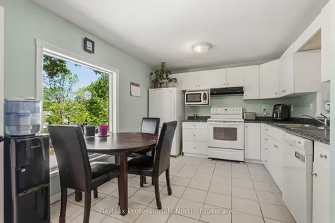 237 Musquash Road Gravenhurst ON P1P 0E3