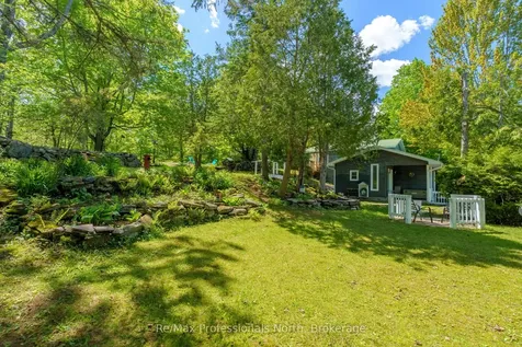 237 Musquash Road Gravenhurst ON P1P 0E3