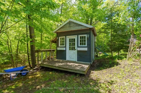 237 Musquash Road Gravenhurst ON P1P 0E3