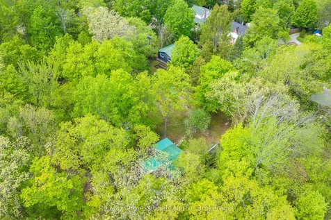 237 Musquash Road Gravenhurst ON P1P 0E3