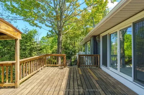 237 Musquash Road Gravenhurst ON P1P 0E3