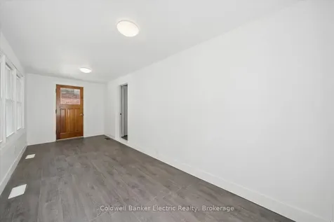 84 Ware Street Peterborough ON K9J 2B7