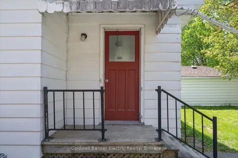 84 Ware Street Peterborough ON K9J 2B7