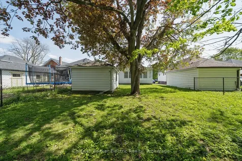 84 Ware Street Peterborough ON K9J 2B7
