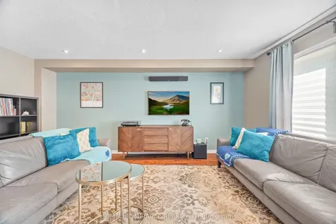 21 Davinci Boulevard Hamilton ON L9B 0C5