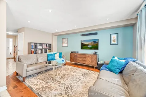 21 Davinci Boulevard Hamilton ON L9B 0C5