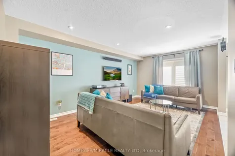 21 Davinci Boulevard Hamilton ON L9B 0C5