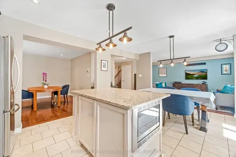 21 Davinci Boulevard Hamilton ON L9B 0C5