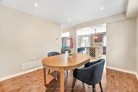 21 Davinci Boulevard Hamilton ON L9B 0C5