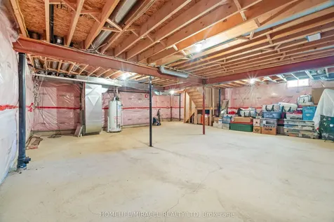 21 Davinci Boulevard Hamilton ON L9B 0C5