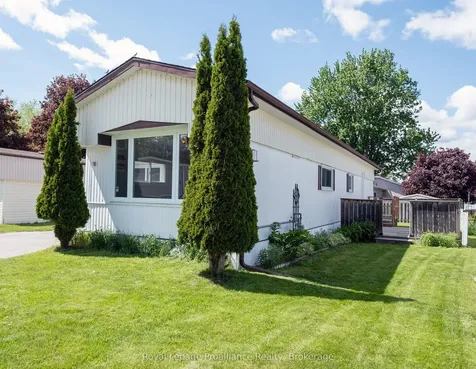 18 Finch Lane Quinte West ON K8N 4Z3